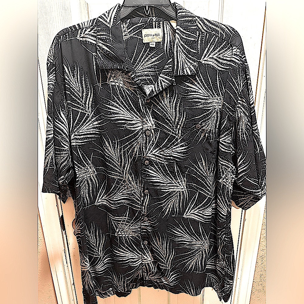 Joseph & Feiss s/s printed shirt. Black/Olive/Tan size 3XLT. 100% Silk